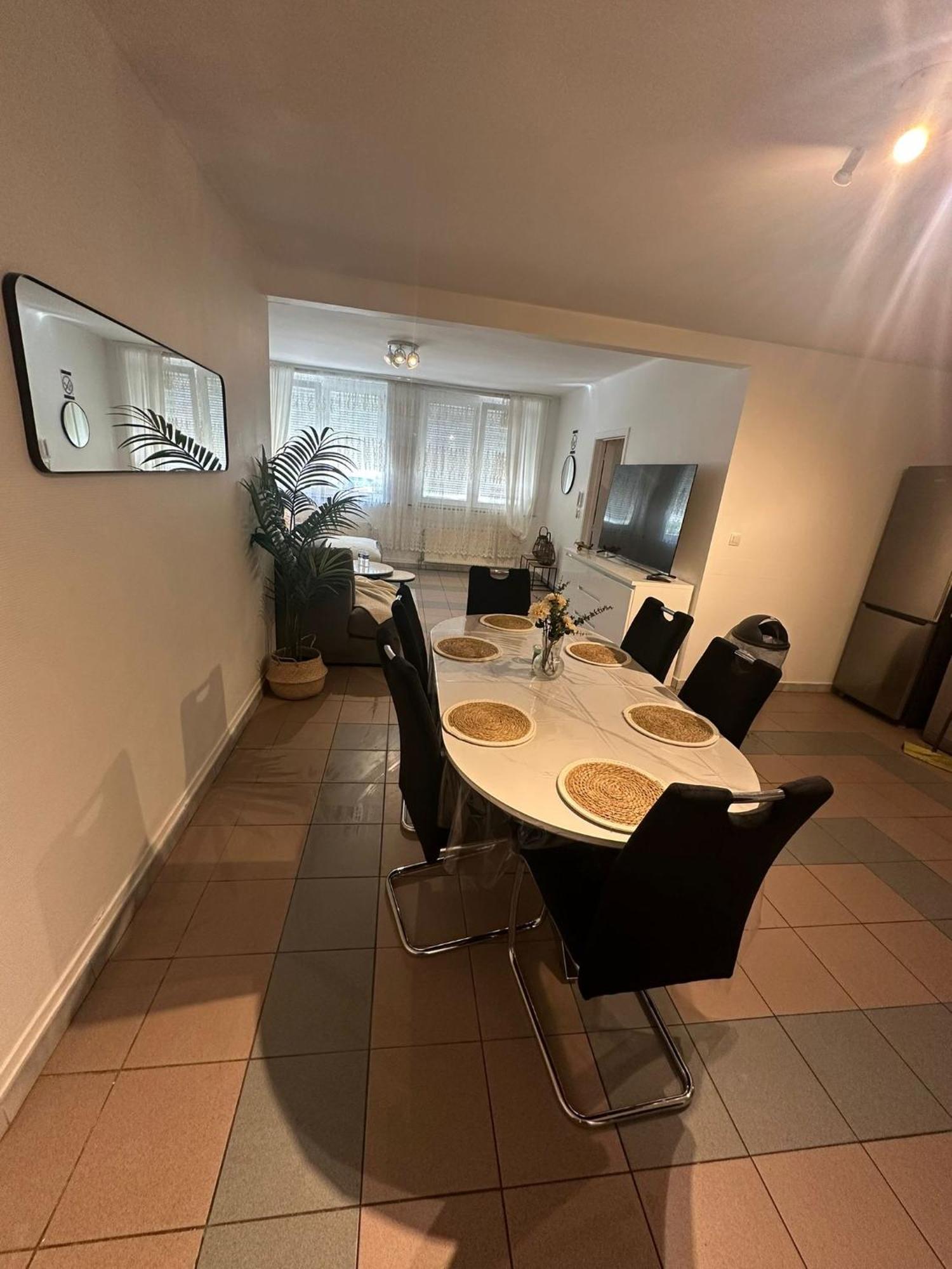 La Belle Etoile De Appartement Brussel